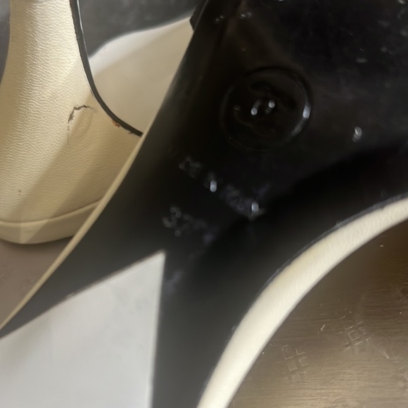 Chanel shoes - Picture 6 of 7